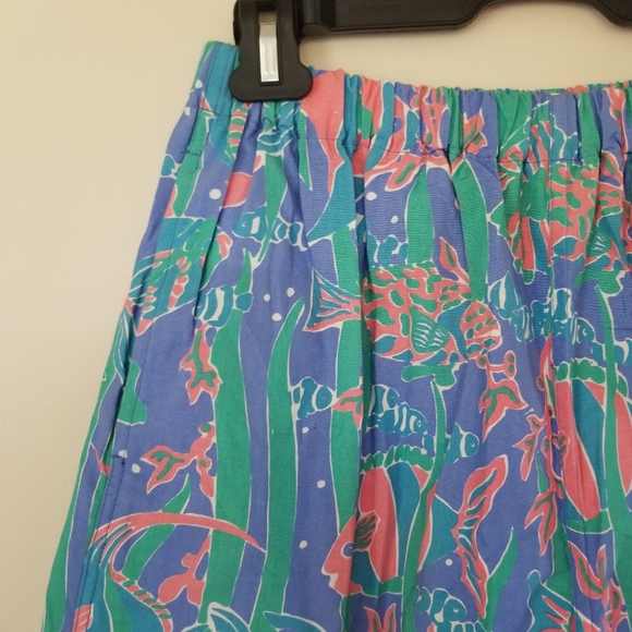 Vintage 90's Art Deco Abstract Neon High Waist Hot Pants Shorts Size Medium - Picture 3 of 6